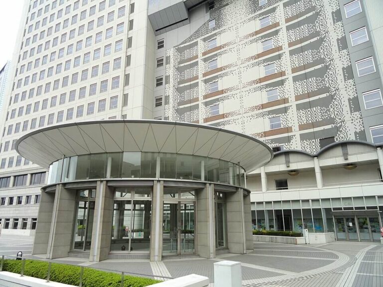 Bunka Fashion College _ Daderot, Public domain, via Wikimedia Commons